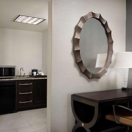 The Inn At Penn, A Hilton Hotel Filadelfia Esterno foto