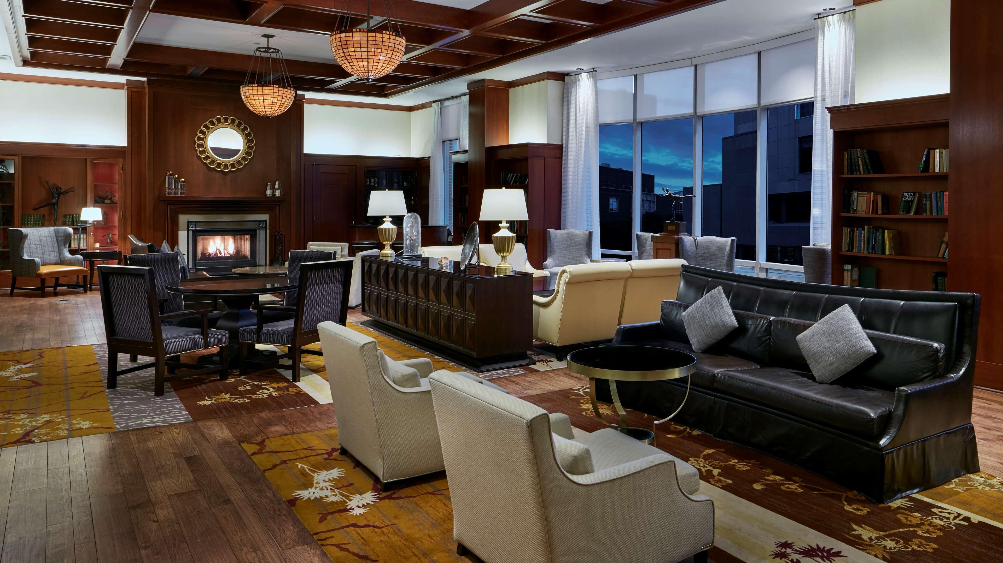 The Inn At Penn, A Hilton Hotel Filadelfia Esterno foto