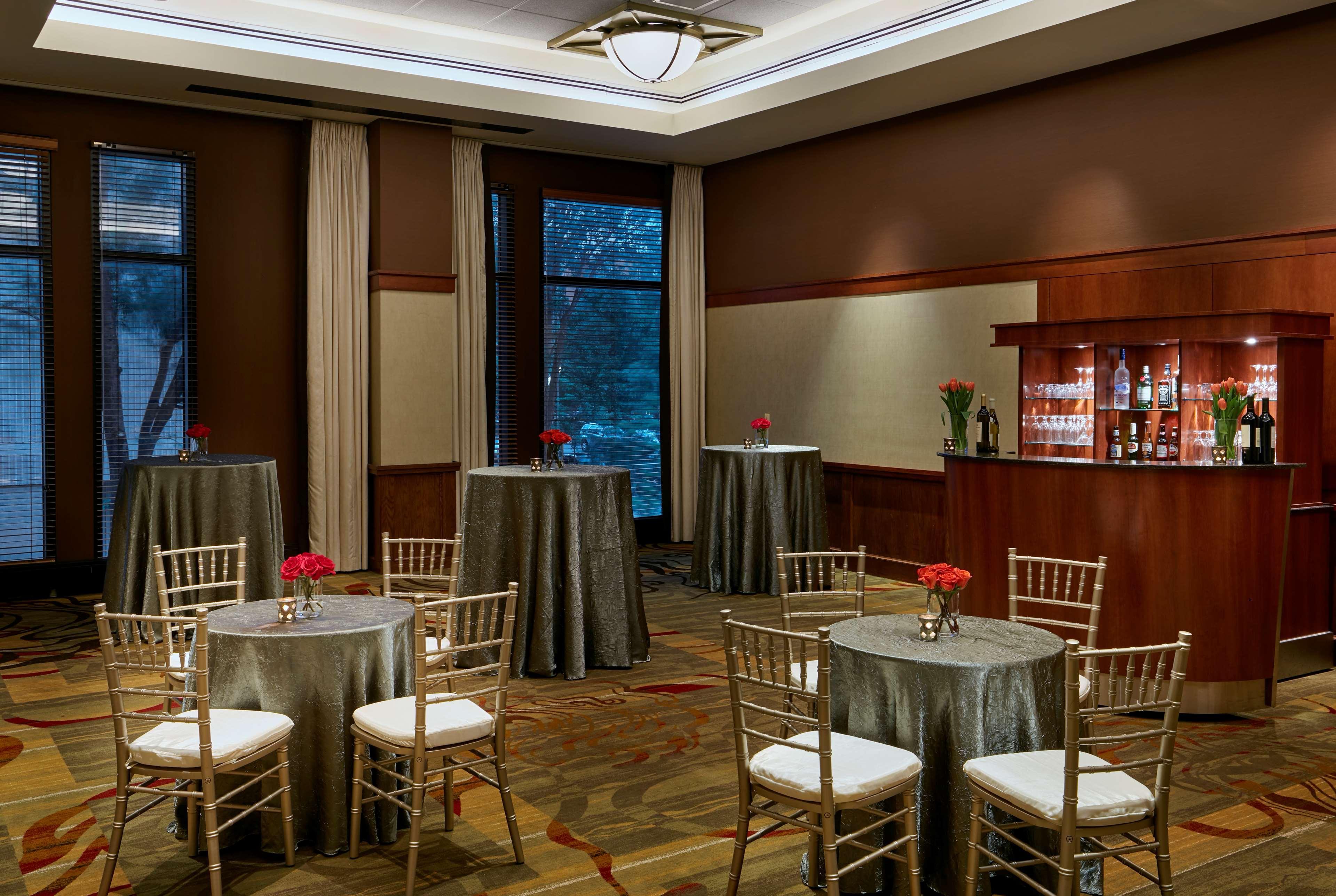 The Inn At Penn, A Hilton Hotel Filadelfia Esterno foto