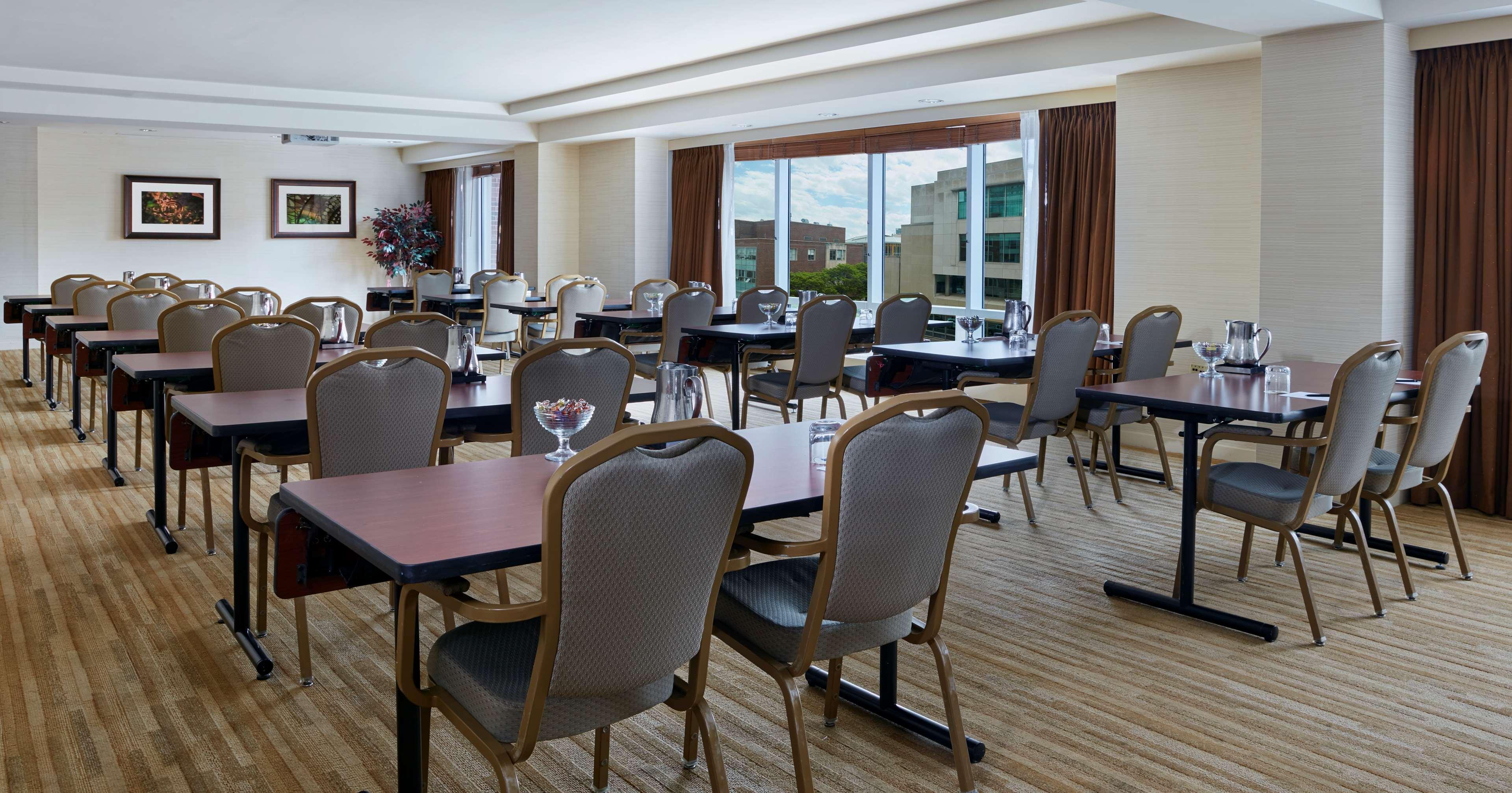 The Inn At Penn, A Hilton Hotel Filadelfia Esterno foto