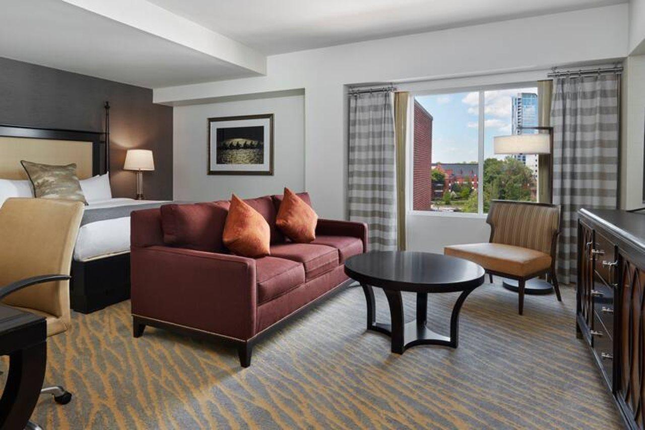 The Inn At Penn, A Hilton Hotel Filadelfia Esterno foto