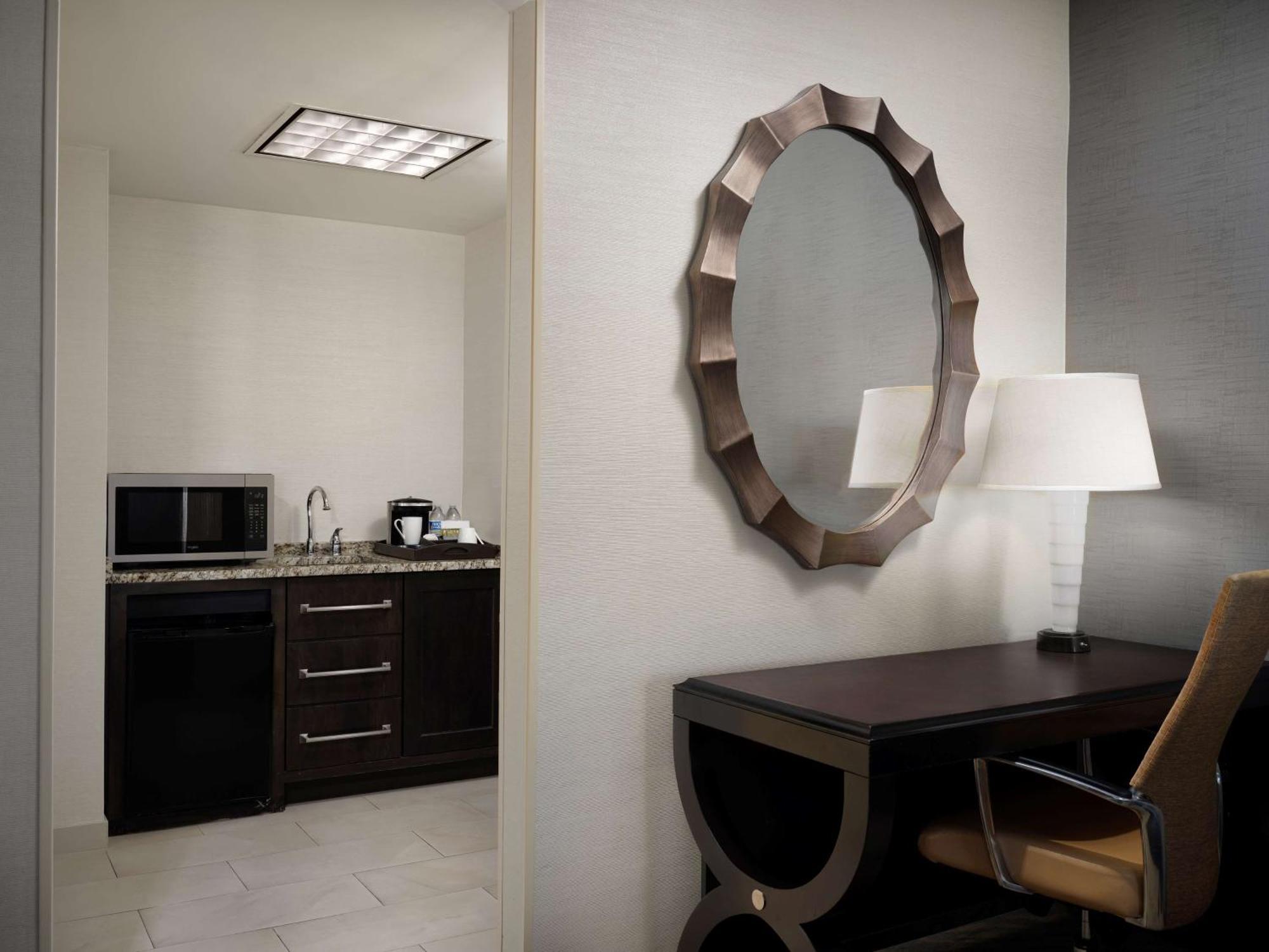 The Inn At Penn, A Hilton Hotel Filadelfia Esterno foto