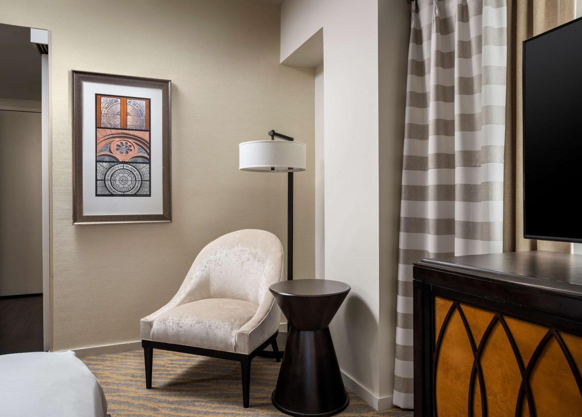 The Inn At Penn, A Hilton Hotel Filadelfia Esterno foto