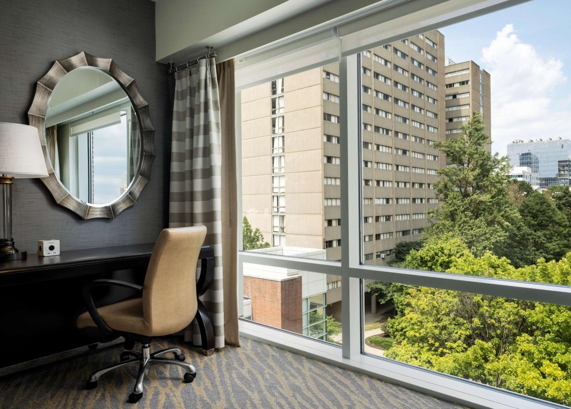 The Inn At Penn, A Hilton Hotel Filadelfia Esterno foto