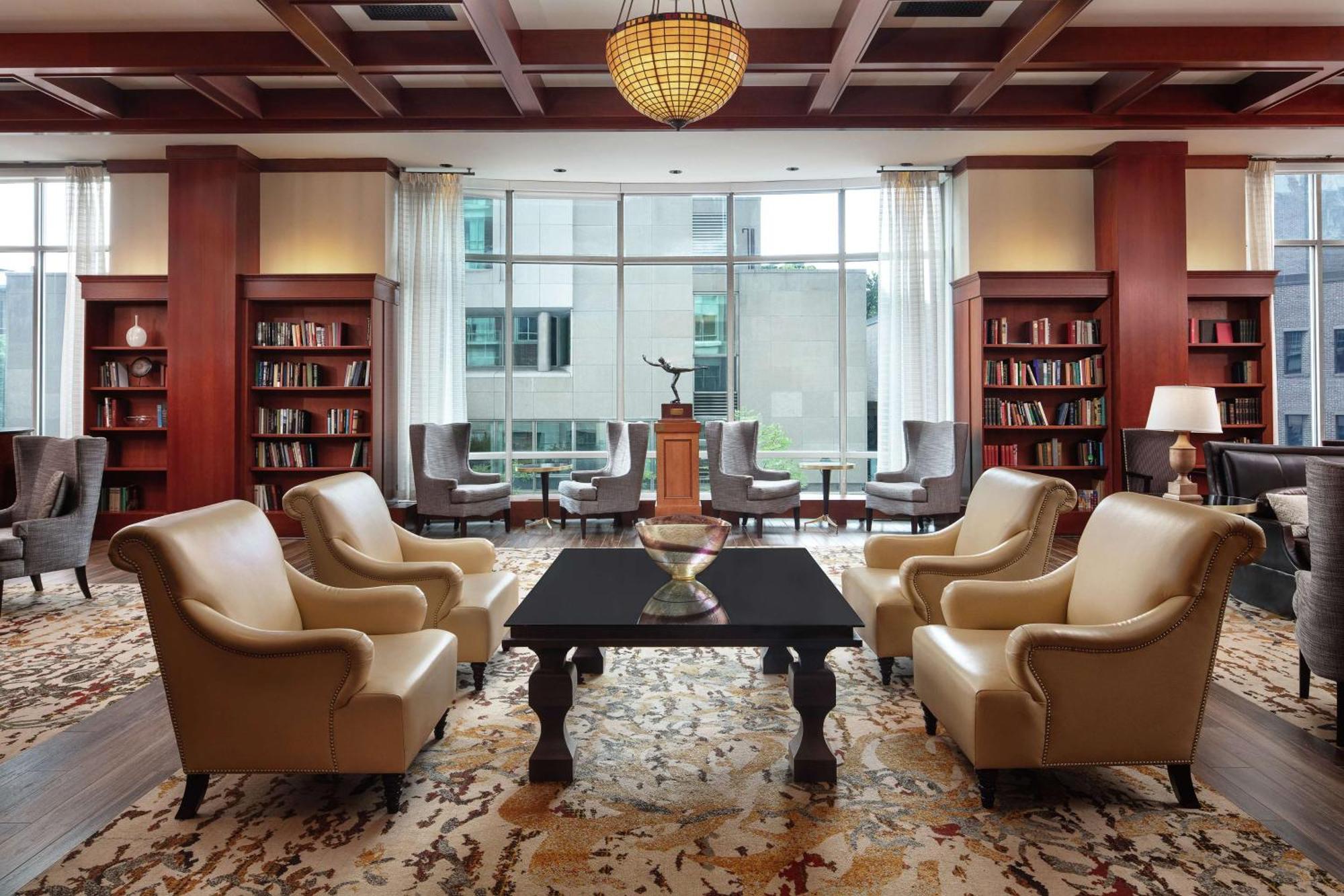 The Inn At Penn, A Hilton Hotel Filadelfia Esterno foto